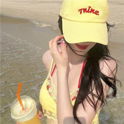 崭新的二十岁 背景图